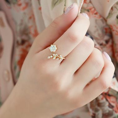 Hot Fashion Gold and Silver Color Twisted leaves, wishful flowers  rings for DIY Birthday Gift Party Jewelry Rings