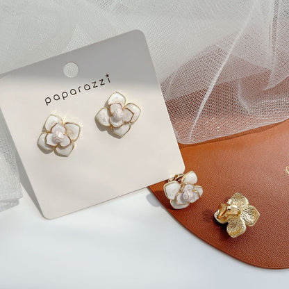 Silver Needle Women's New Cute Flower Shell Earrings