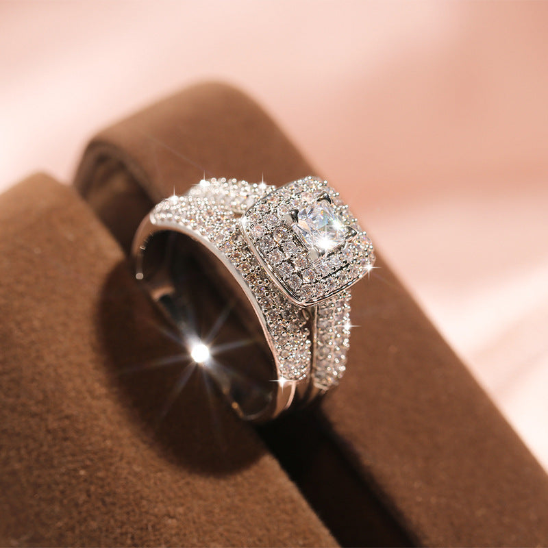 New Fashion Luxury Engagement Rhinestones Ring