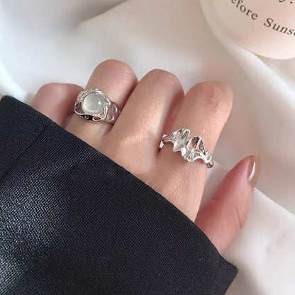 Creative fashion moonlight stone ring female tidal net red temperament refers to the ring Sidro girl accessories students simple jewelry