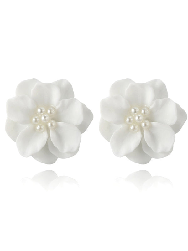 Simple and versatile exaggerated camellia three-dimensional white flower pearl earrings