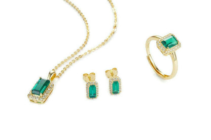 Gold & Emerald Earrings, Necklace and Ring Set